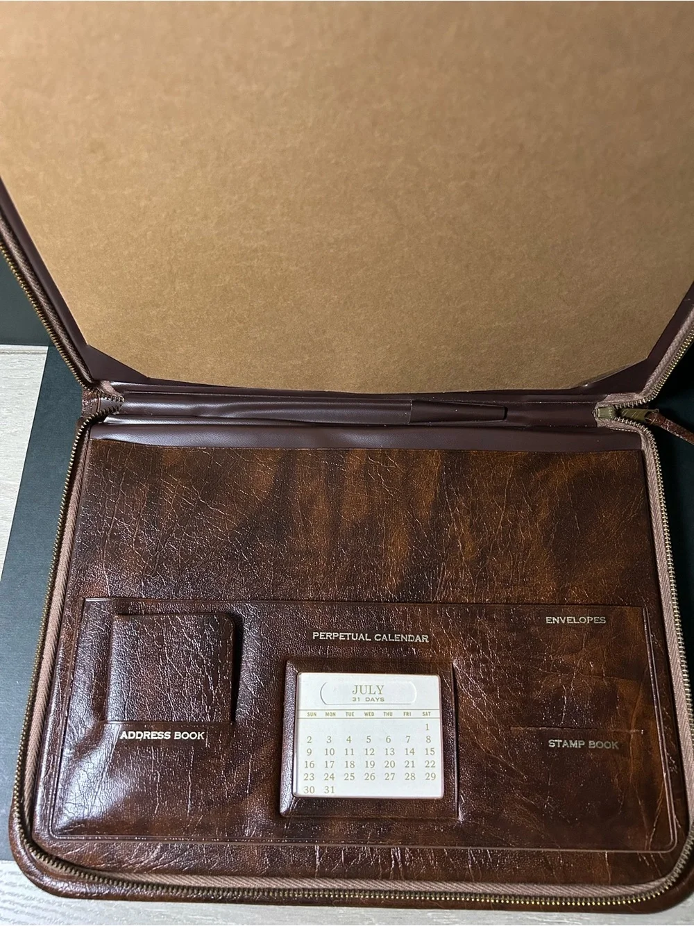 Classic Brown Leather Men's Organizer Folio